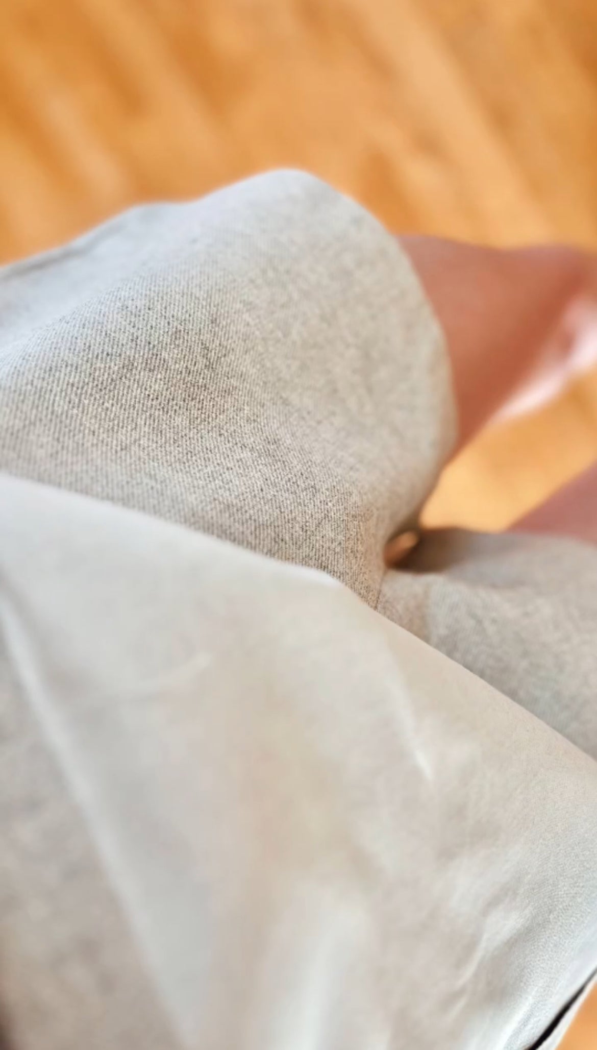 Jupe short grise pailletée