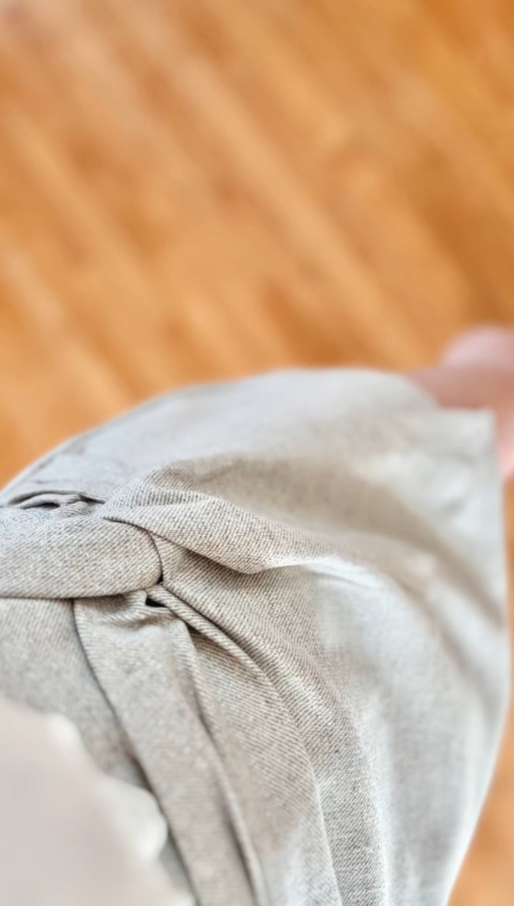 Jupe short grise pailletée