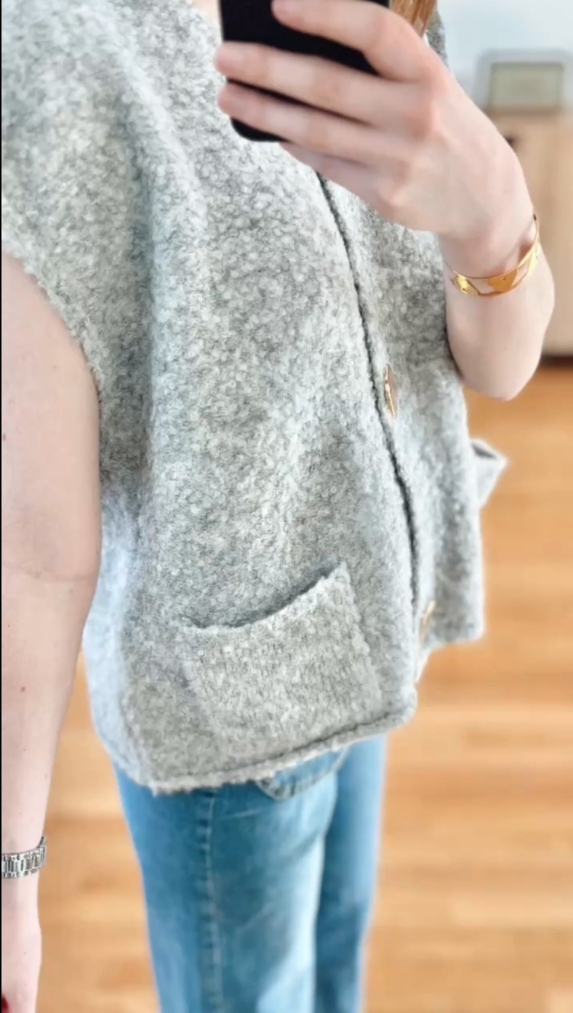 Gilet sans manches avec boutons